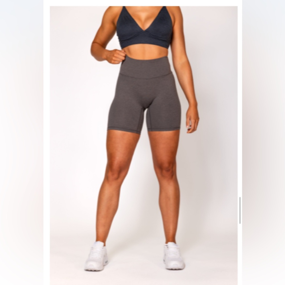 P'tula Charcoal Women's Bike Shorts